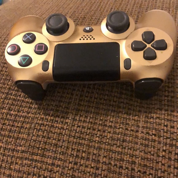 Ps4 controller - Picture 3 of 3